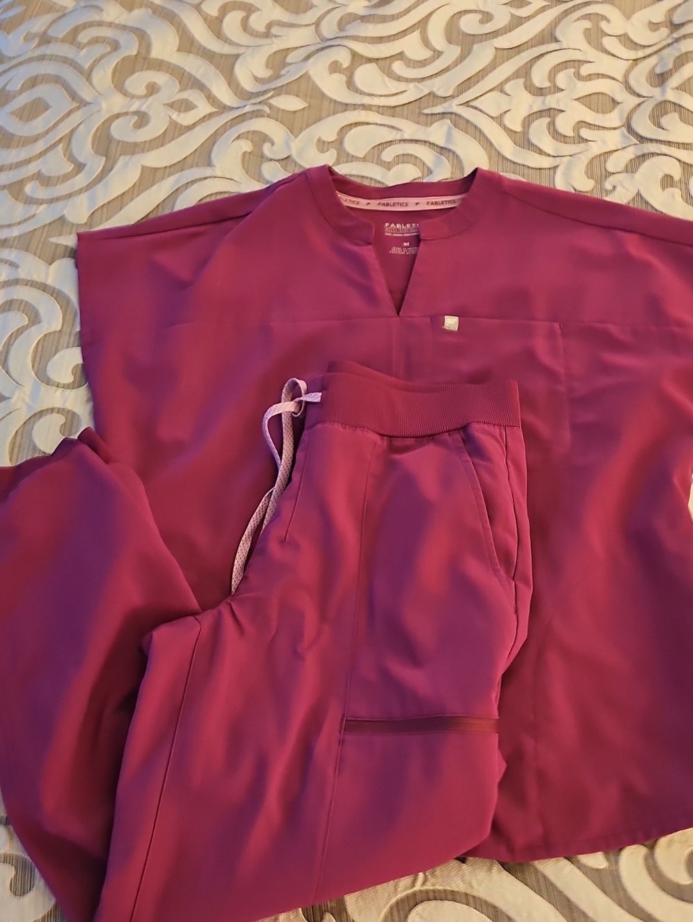 Fabletics Two-Piece V-Neck Top & Drawstring Joggers Scrubs - Berry